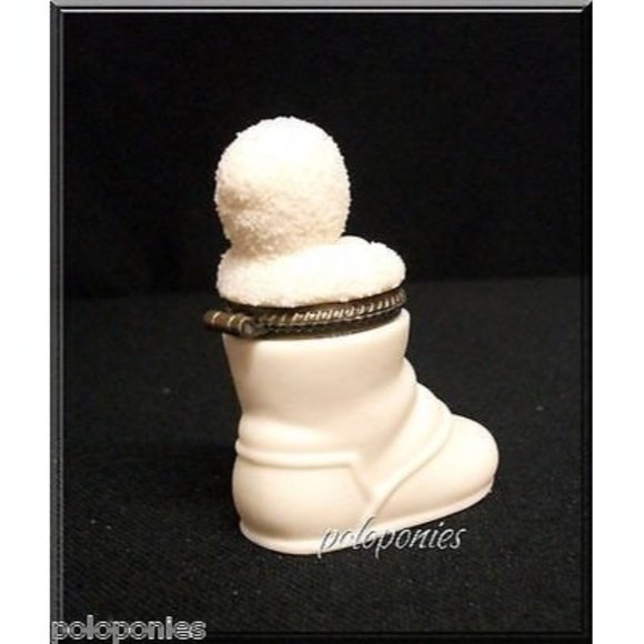 Take The First Step Hinged Box Snow baby Christmas ornament - Picture 5 of 6